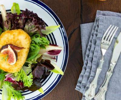 Bergkäse Laibchen Salat